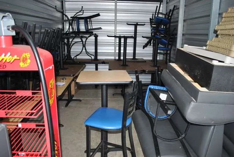 Liquidation Horeca à Namur : dépose fours et inox pro
