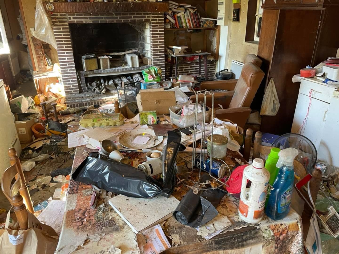 Ontruiming bij Diogenes-syndroom in Brussel: respectvolle aanpak